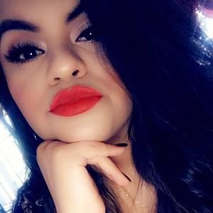 Meet your Posher, Janeth